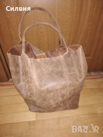 Нова чанта естест. велур за 45лв, снимка 2 - Чанти - 37668644