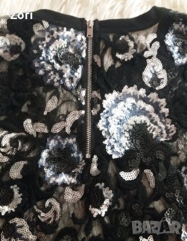 ВПЕЧАТЛЯВАЩ черен топ от тюл - целият обшит с цветя от пайети, снимка 7 - Корсети, бюстиета, топове - 42860478