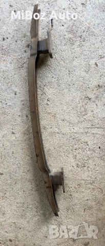 Греда задна броня БМВ E 90 Е91 BMW, снимка 3 - Части - 50556054