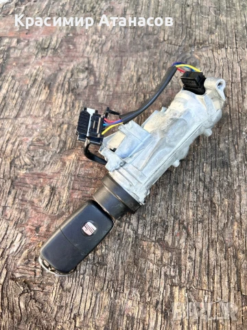 1K0905851B. Контактен ключ Патрон за Сеат Алтеа 2008г