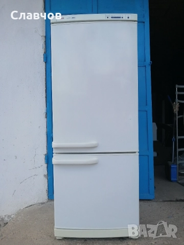 Хладилник с долен фризер Bosch среден 155 см 