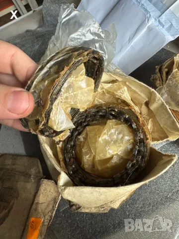 КОМПЛЕКТ СЕГМЕНТИ БУТАЛНИ ПРЪСТЕНИ 82.50 ММ ГАЗ 52-1000100 НОВИ