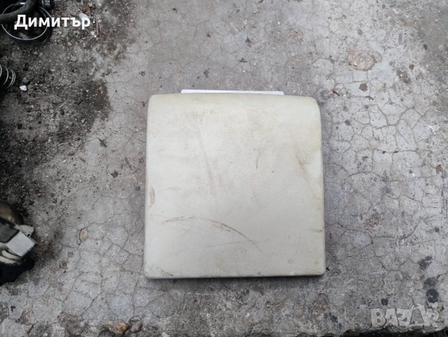 Капак Електромотор Шибидах За Фолксваген Голф 3 1995г / VW Golf 3 1995y, снимка 2 - Части - 51756318