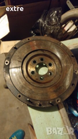 Продавам маховик от голф 3 1.6 моно 75кс АБУ Volkswagen Golf III 1.6, 75 к.с., хечбек, 1992-1997 г.