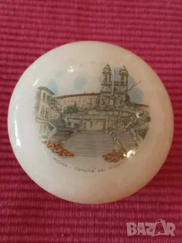 Винтидж кутийка за бижута от розов мрамор, Италия. 