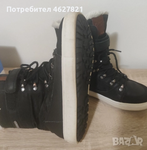 Удобни ежедневни ботушки за момиче номер 37, снимка 2 - Детски боти и ботуши - 52346034