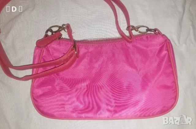 PRADA чантичка , снимка 3 - Чанти - 53301082