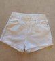 Бели дънкови къси панталонки - 15 лв., снимка 1 - Къси панталони и бермуди - 38438416