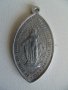 № 6557 стар католически медальон   - метален   - размер 4 / 2 см елипса, снимка 1 - Други ценни предмети - 38112746