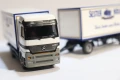 ALBEDO H0 1/87 MERCEDES ACTROS ВЛЕКАЧ КАМИОН МОДЕЛ КОЛИЧКА, снимка 3