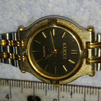 GUCCI QUARTZ Фешън АРТ МОДЕЛ КВАРЦОВ ЧАСОВНИК ГУЧИ с КРАСИВА ЗДРАВА Неръжд. СТОМАНЕНА ВЕРИЖКА 17314, снимка 2 - Дамски - 42128473