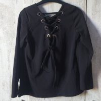 Перфектно блузка с капси връзки, снимка 1 - Блузи с дълъг ръкав и пуловери - 42510179