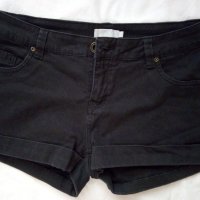 Къси дънкови гащи , снимка 1 - Къси панталони и бермуди - 37597279