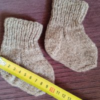 Чорапи вълнени ръчно изработени, снимка 1 - Бебешки чорапи - 42428537