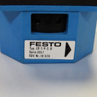 Регулатор за налягане Festo LR-1/4-S-8 pressure regulator, снимка 2 - Резервни части за машини - 44602414