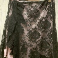 Дантелена официална вечерна черна пола с розова подплата , снимка 1 - Поли - 31497539