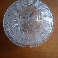 Гравирана  Кристална купа за буле с капак , снимка 1 - Прибори за хранене, готвене и сервиране - 37622094