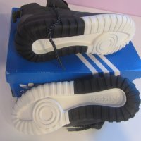 Оригинални обувки ADIDAS., снимка 3 - Маратонки - 30384474