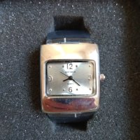 Разпродажба ! SOFTECH - чисто нов елегантен дамски часовник в метална кутия , внос от Англия, снимка 4 - Дамски - 40600695