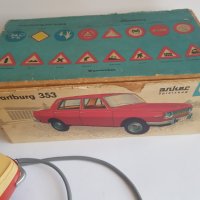 Търся да закупя такава Стара ГДР играчка Вартбург., снимка 11 - Колекции - 40803096