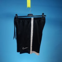 NIKE Къси панталони/Мъжки S, снимка 1 - Спортни дрехи, екипи - 37521534