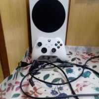 Xbox Series S , снимка 1 - Xbox конзоли - 44698604