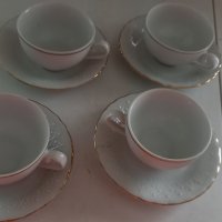 4 chashki i 4 chiniiki kachestven porcelan ot nrb, снимка 2 - Сервизи - 40386914