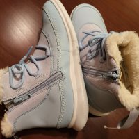 Нови кожени обувки Clarks Frozen, 35ти номер, снимка 3 - Детски боти и ботуши - 38563066