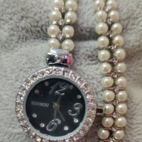 Дамски часовник с гривна Sousou  бял / сребристо, снимка 1 - Дамски - 44341599