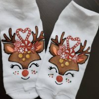 Ръчно рисувани коледни чорапи, снимка 2 - Коледни подаръци - 42129412