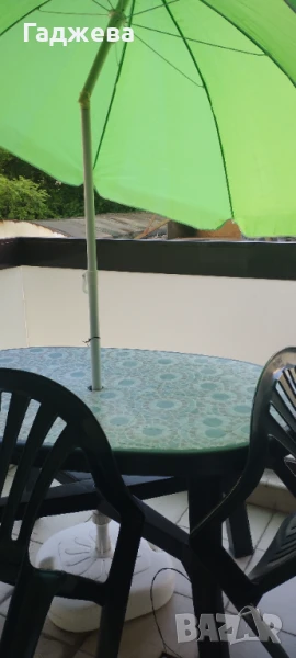комплект градинска маса, столове и чадър, снимка 1