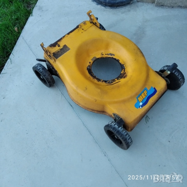 корпус от бензинова косачка , снимка 1