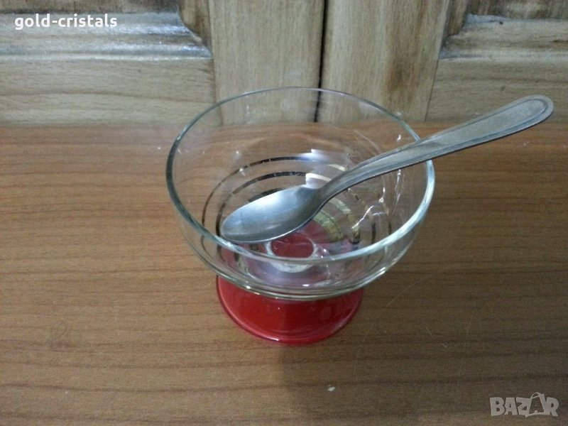 Кристален съд за хайвер с лъжичка сос, снимка 1