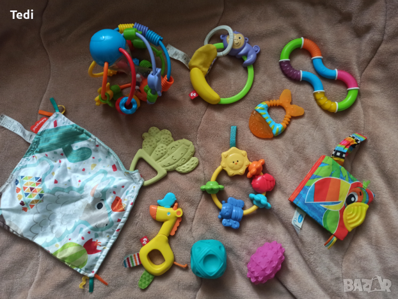 Лот дрънкалки и бебешки играчки Fisher price и други, снимка 1