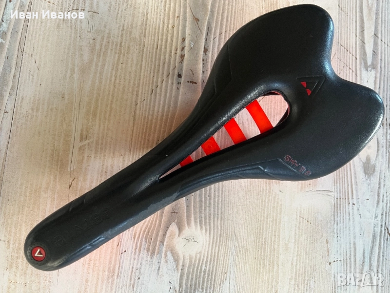 Карбонова седалка ASTUTE SKY 3.0, снимка 1