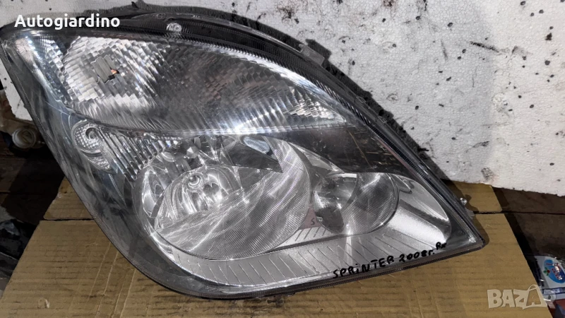 Оригинални Фарове зa Mercedes Sprinter -  A9068200261 / 1EB247012-02, снимка 1