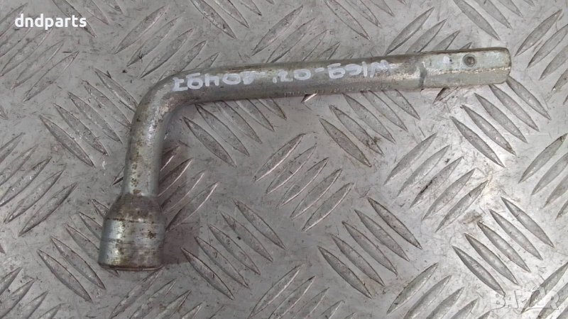 Ключ за гуми Mercedes A-Class W169 2007г., снимка 1