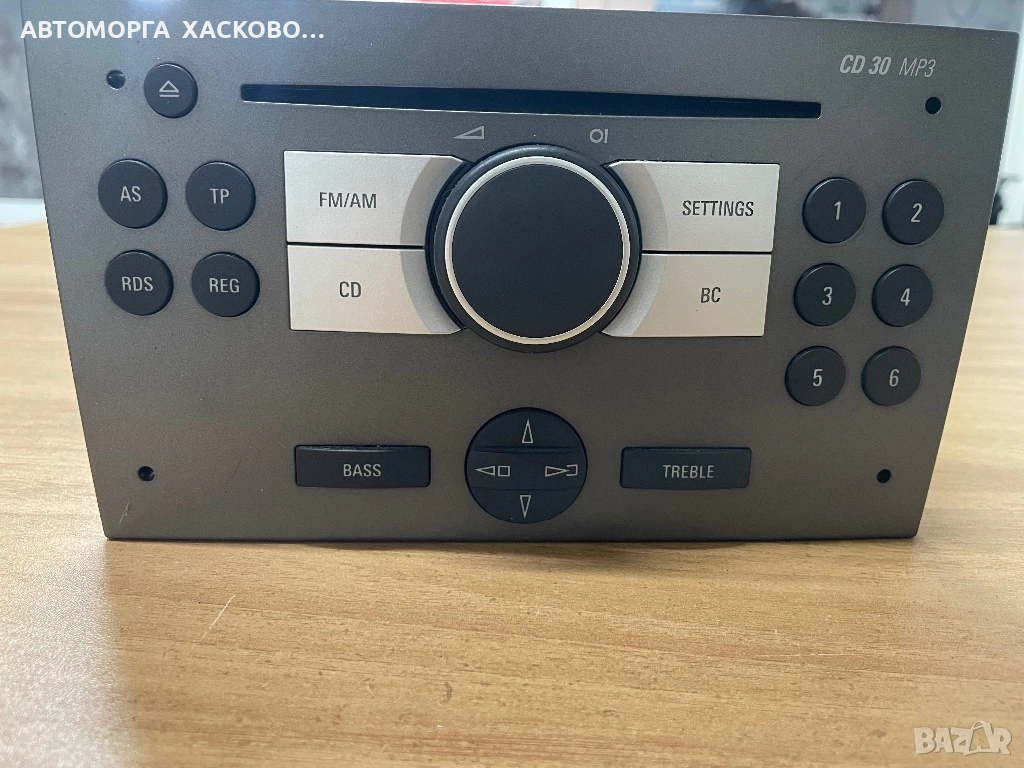 Cd 30 Mp3 Player Aux Opel meriva  Corsa  Combo  453116246 13 292 090 UCH-UK6, снимка 1