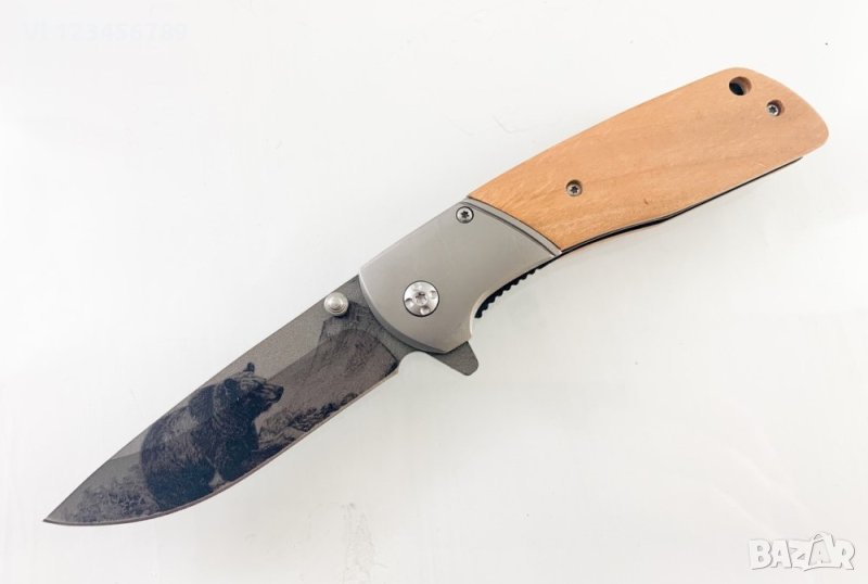 Сгъваем автоматичен нож с гравирана мечка на острието модел CM97, снимка 1