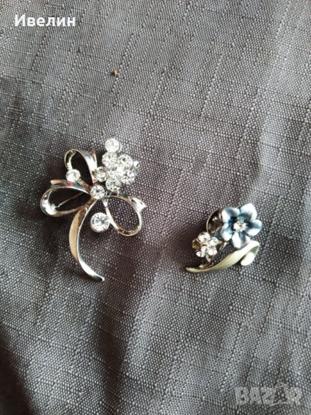 две метални брошки, снимка 1