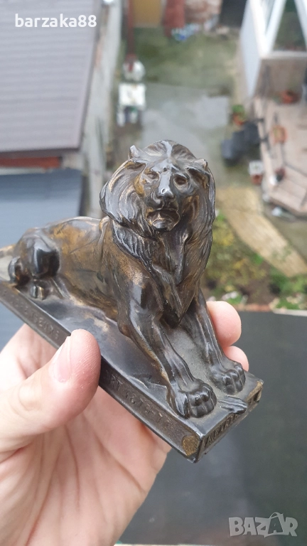 Стара фигура на Лъв с позлата, снимка 1
