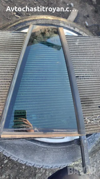 Задно дясно малко стъкло Skoda octavia VRS, снимка 1