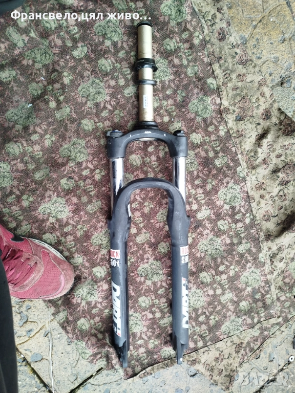 26 цола заключваща вилка за велосипед колело с монтаж чело 44 rock shox всичко работи , снимка 1