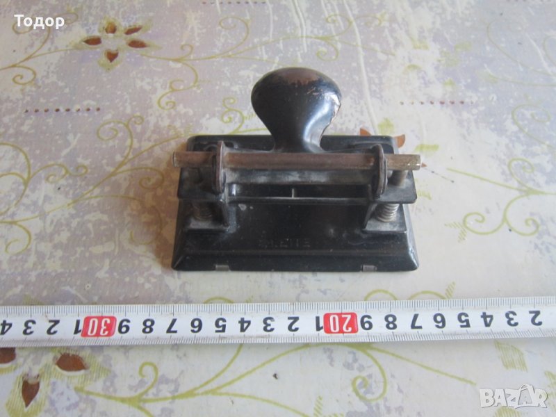 Немски армейски перфоратор 2 световна , снимка 1