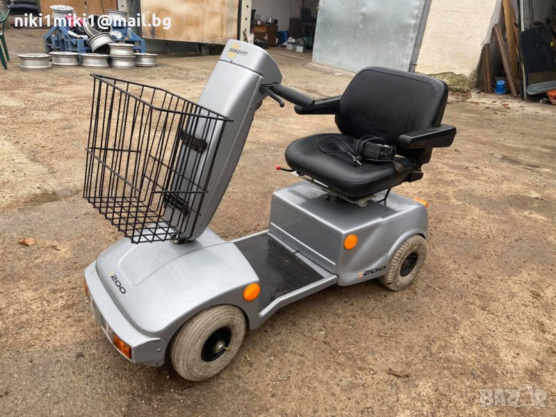 Скутер за трудно подвижни хора или инвалиди, снимка 1