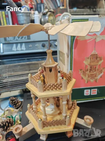 Двуетажна коледна пирамида, снимка 2 - Други - 48264095