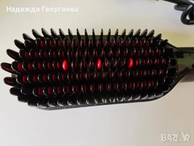 Четка за изправяне на коса 