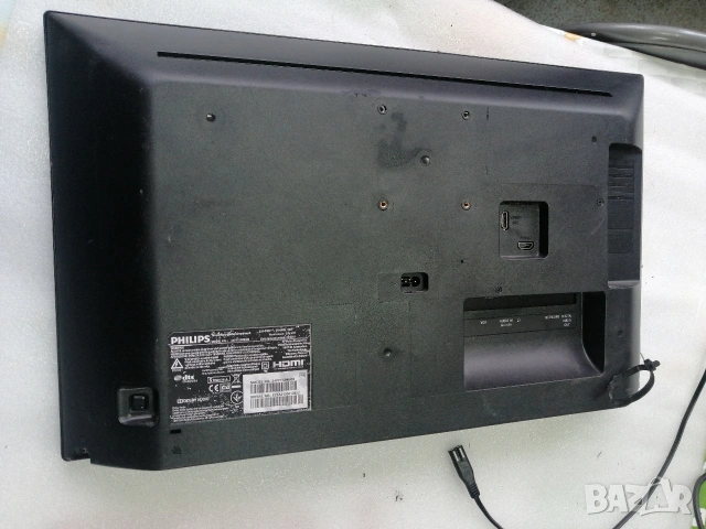 За части, телевизор Philips 24PFT5505/05, снимка 3 - Части и Платки - 54286326