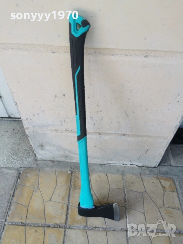 1,8кг БРАДВА СЪС СИНЯ ФИБРО ДРЪЖКА 90СМ 2304261800