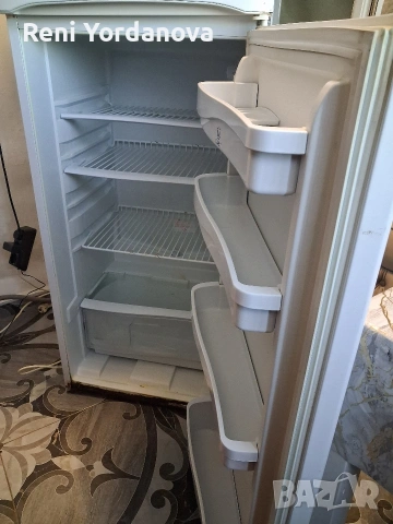 хладилник Indesit всичко работи по хладилник само лично предаване, снимка 4 - Хладилници - 53208249